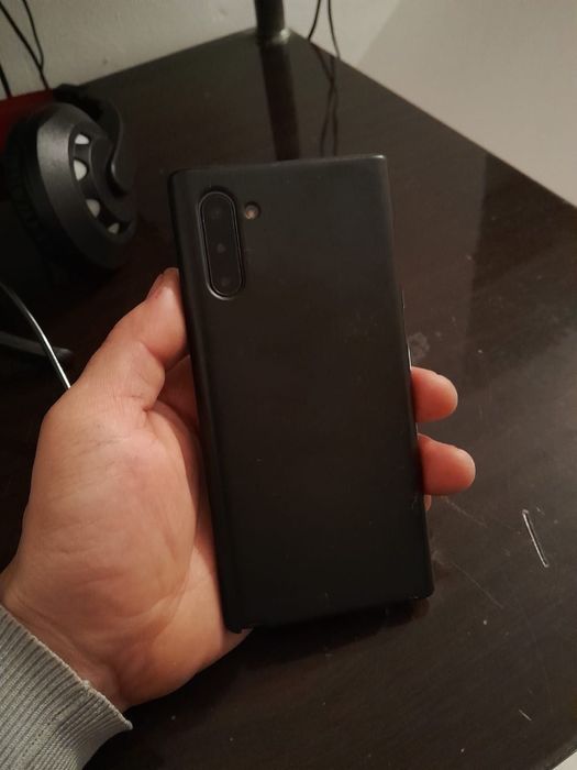 Самсунг нот 10 ...