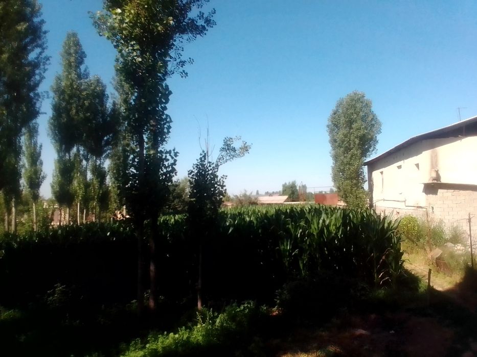 Участка сотилади