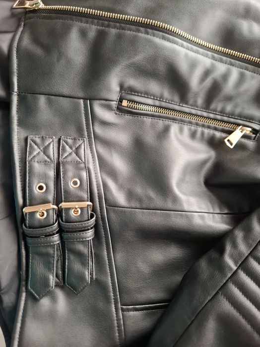 Дамско яке ZARA- ново, размер М