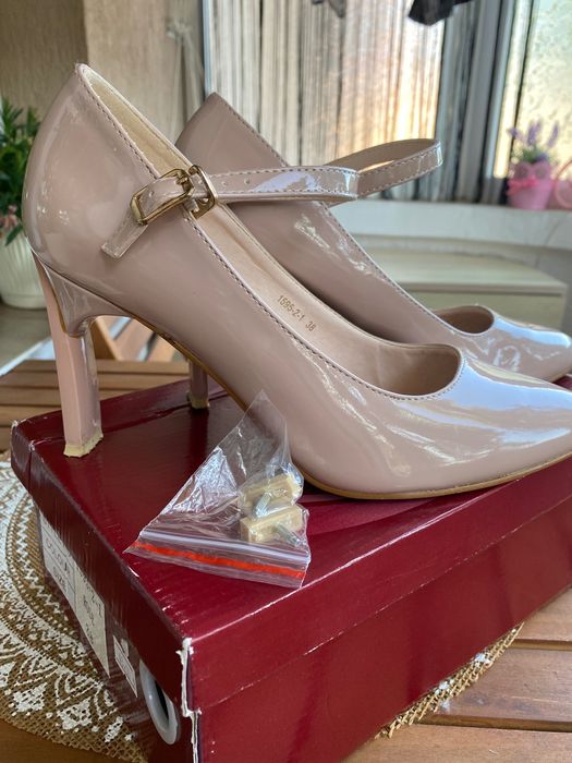 Дамски официални обувки