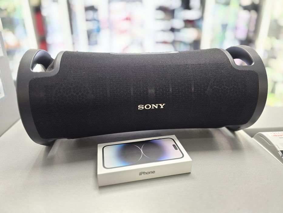 Boxa portabila Sony ULT FIELD 7, Ultimate Deep BASS Bluetooth 5.2  Rezistenta la apa IP67 Iluminare LED Intrare microfon Auton 30ore  Negru srs-ult70b