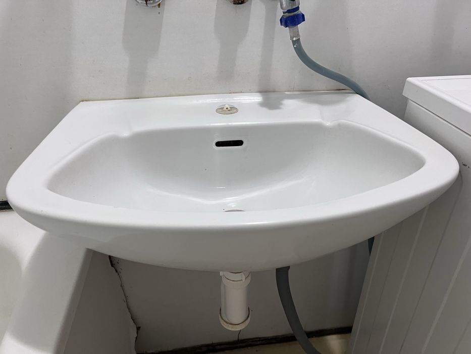 Раковина б/у - срочно