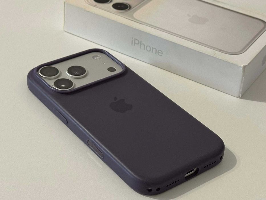 Бартер! 24м.Гаранция! iPhone 17 Pro Silver (Сив) 35 Цикъла.