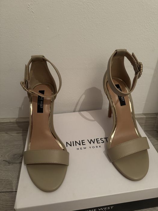 Високи токчета, сандали Nine West