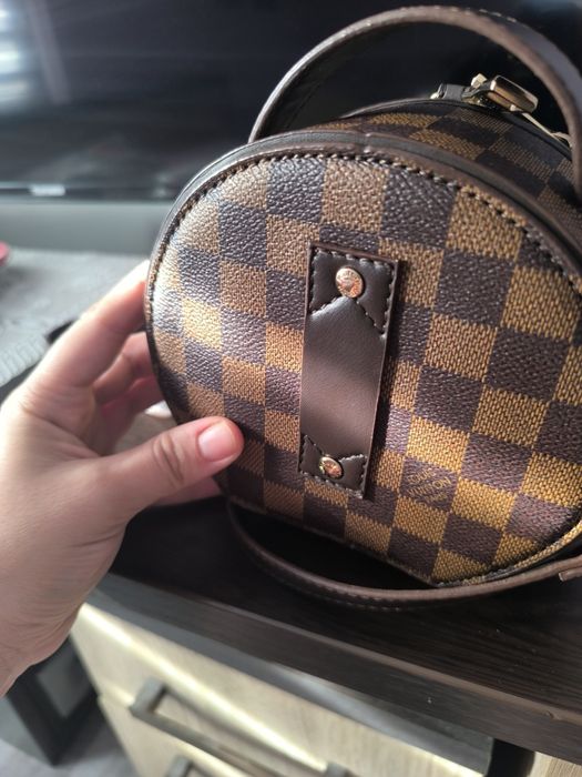 Маркова чантичка бижу LV ползванс броени пъти