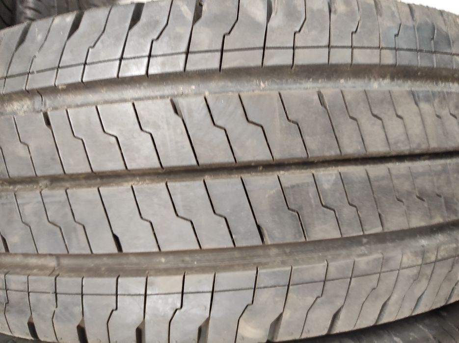 235/65/16c Continental