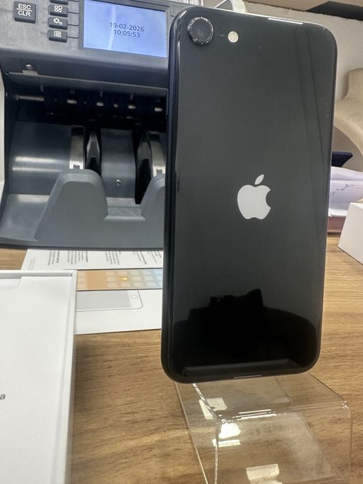 iPhone SE 2020, 64GB