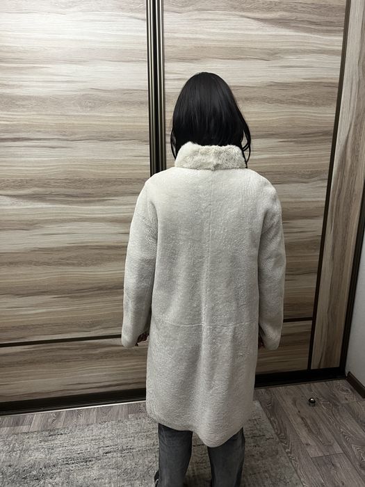 Продам шубу мутон размер 42-44