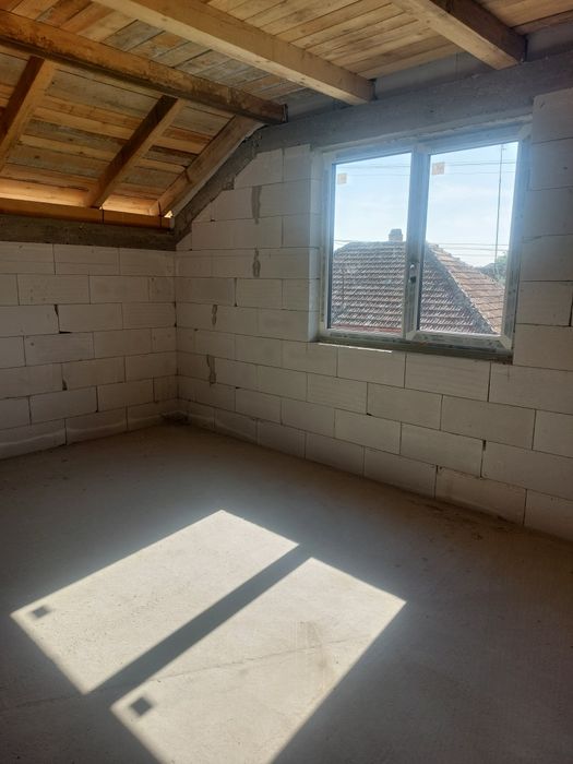 Ocazie!! Casa cu etaj tip duplex  150 mp vladimirescu, zona centrala