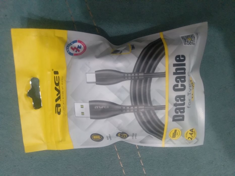 Продам микро карту 64Гб