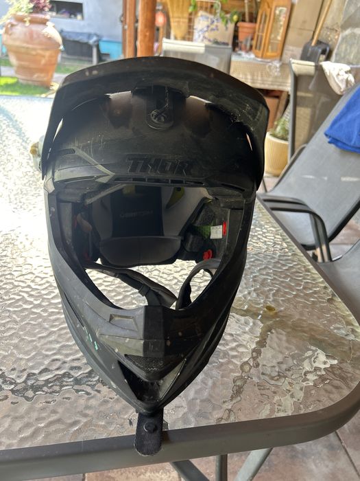 Casca thor aproape noua