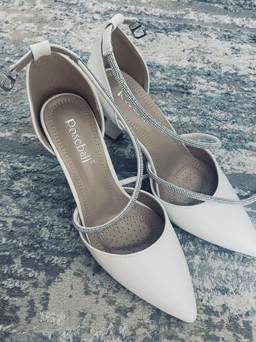 Элегантные туфли ,надеты 1 раз.