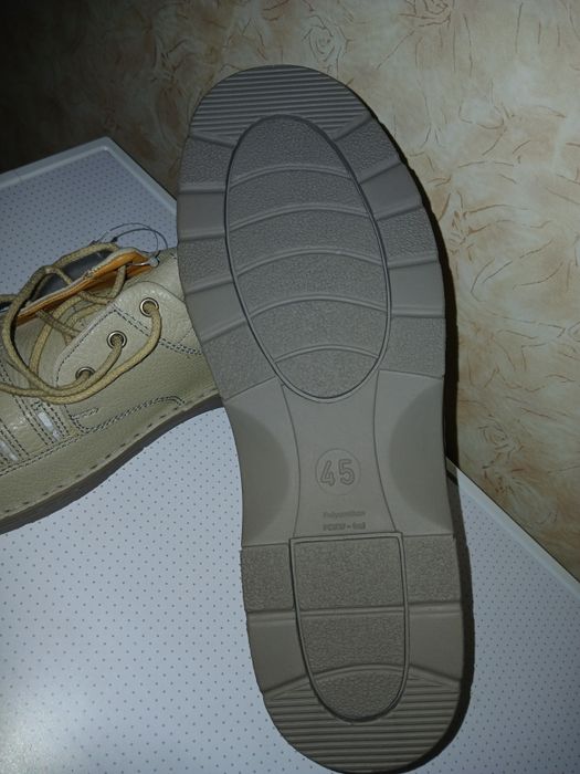 Продам мужские туфли