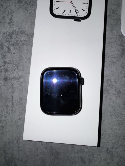 Apple Watch Series 7, 45mm, midnight black