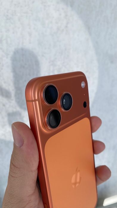 iphone 17 pro max orange