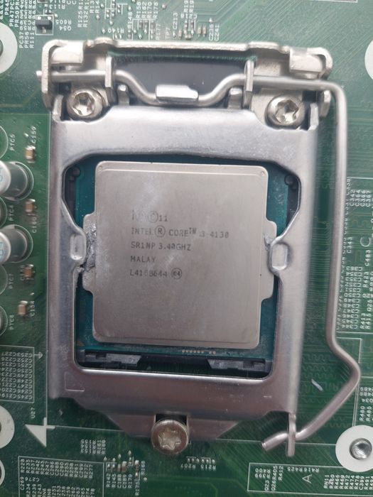 Dell LGA1150 дънна платка + Intel i3-4130 + охлаждане