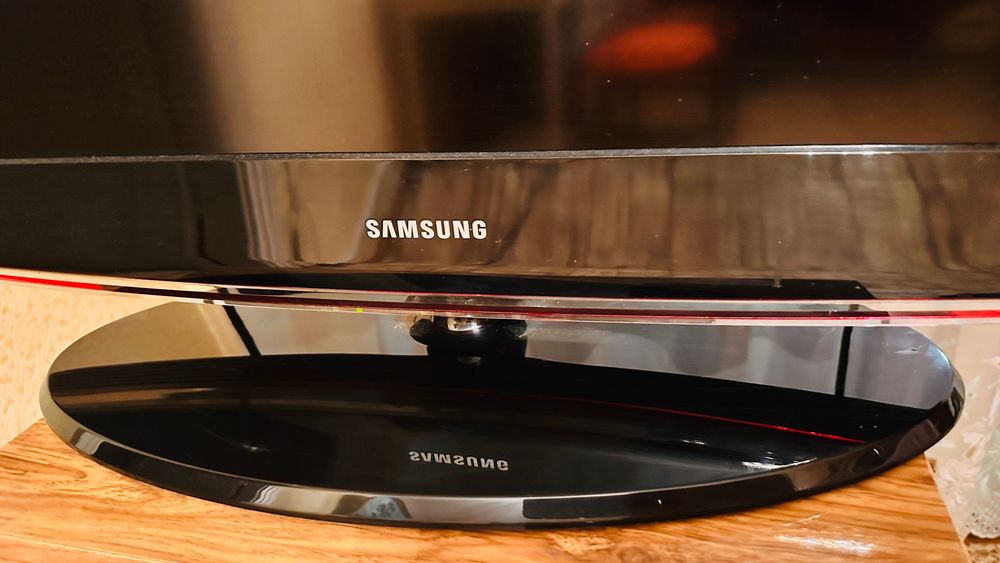 Телевизор Samsung LE32B450