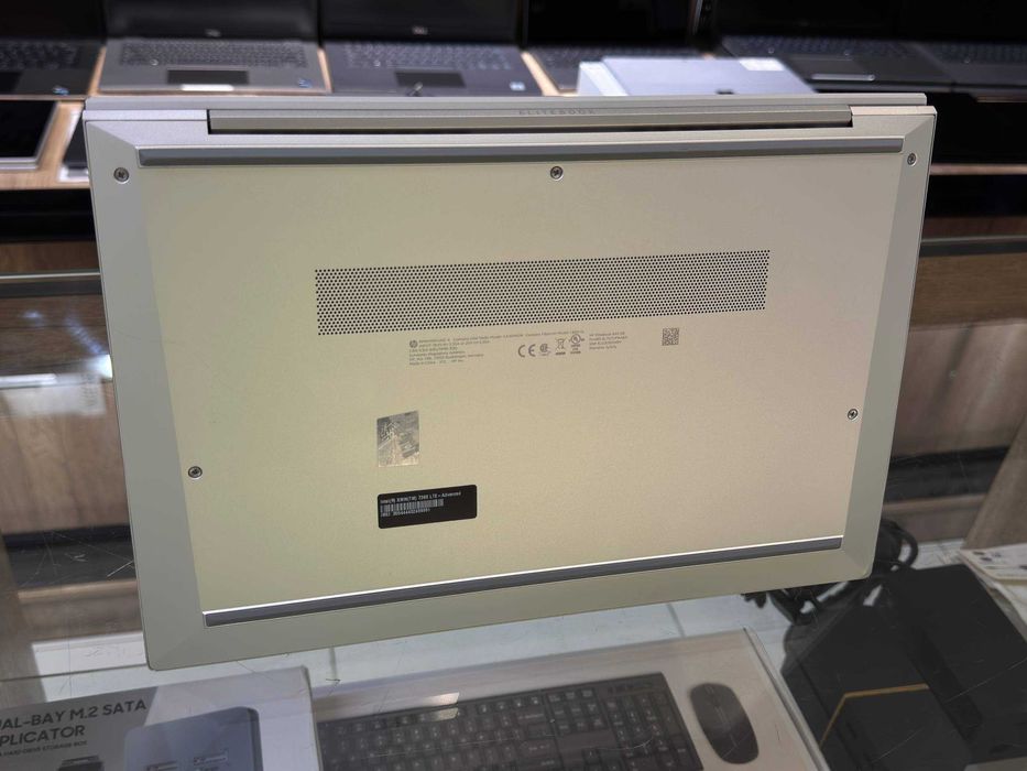 HP ELITEBOOK 840 G8 intel Core i7-1185G7 озу16гб хард256ssd LTE