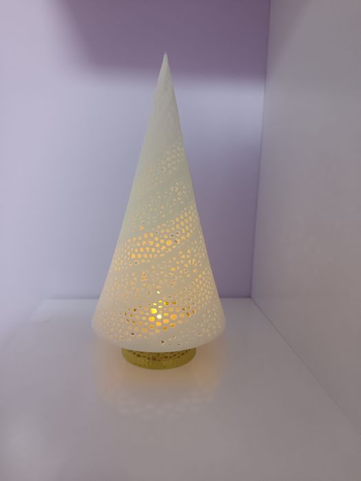 Светещо Коледно дърво