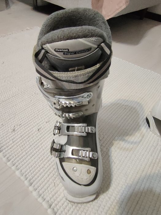 Clăpari Atomic 23.5 - 24