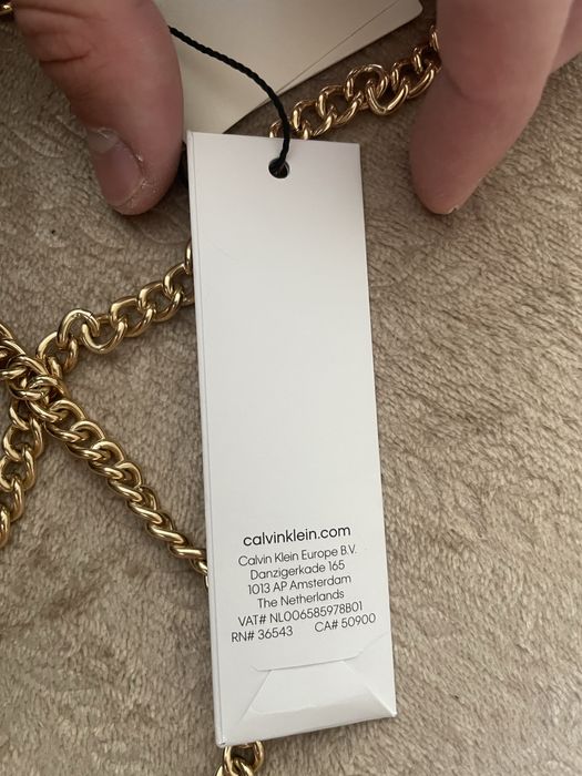 Calvin Klein чантичка