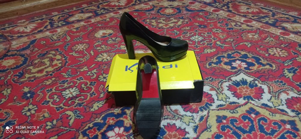 Женские туфли фирменный