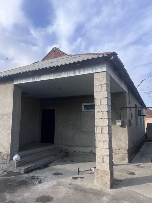 Уй сатылады аксукент