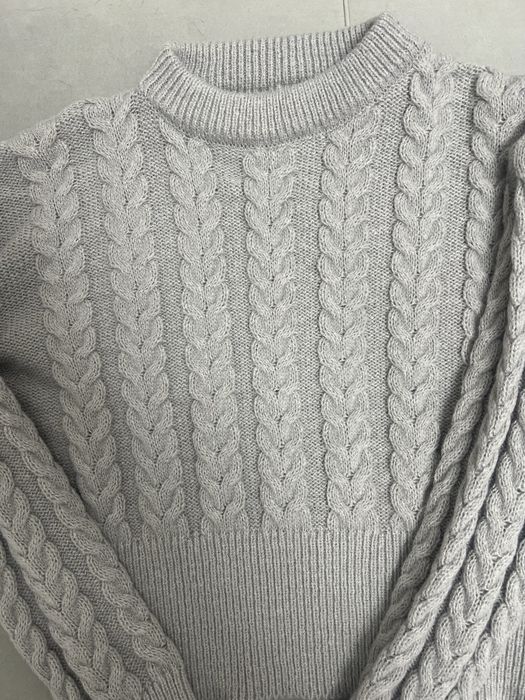 Свитер вязаный новый