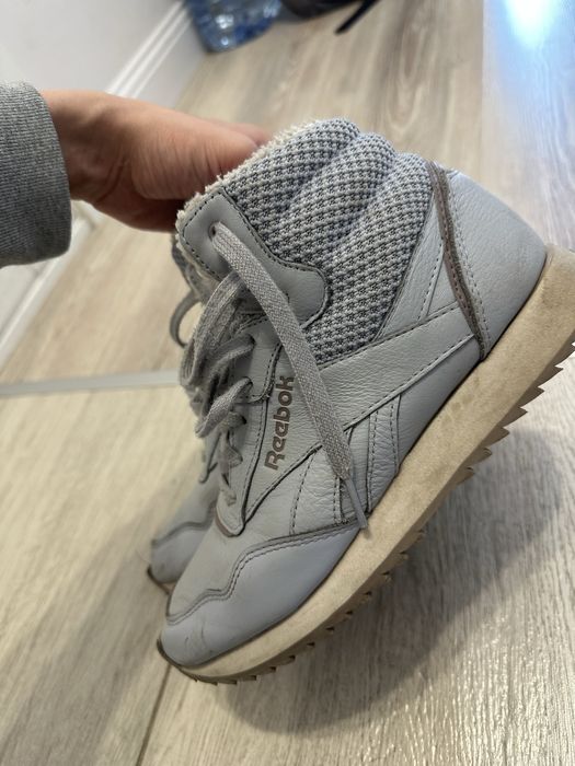 Утеплённые кроссовки Reebok