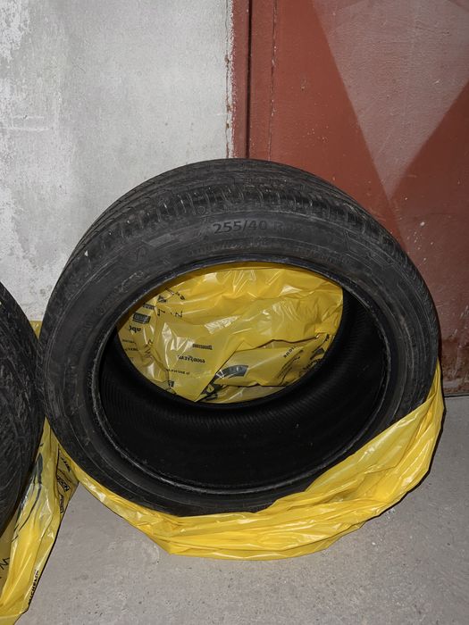 Barum Bravuris 255/40 R18 99Y XL