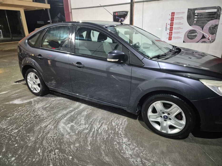 FORD Focus 2011 — imagine 2