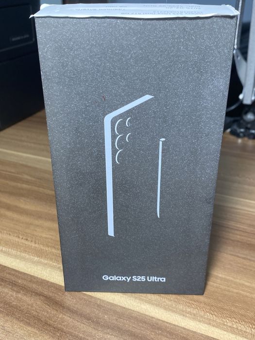 Samsung Galaxy s25 ultra • 512 GB • Titanium Silverblue