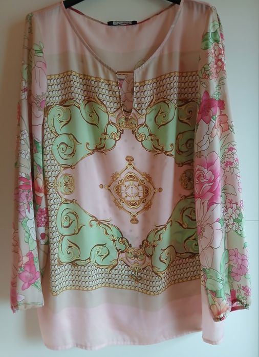 Bluze elegante, 35 lei/ bluza