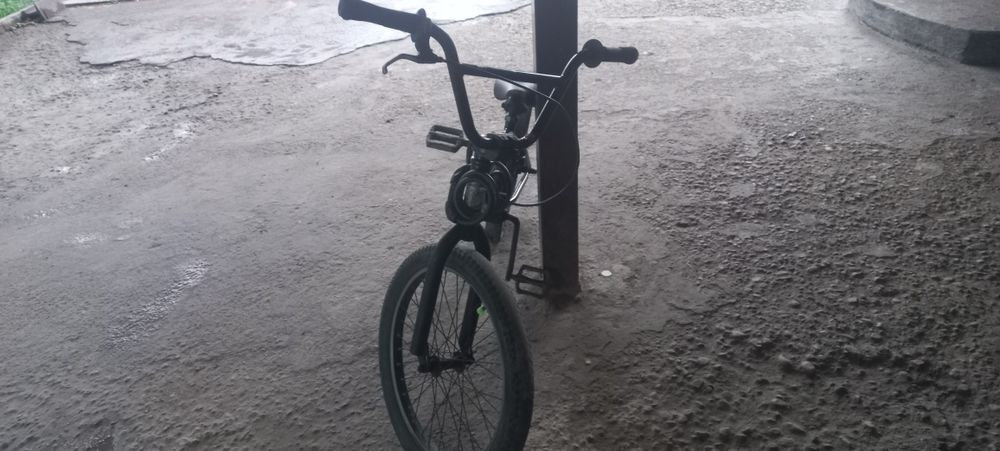 Продам бмх  за 30к отдам срочно ориг