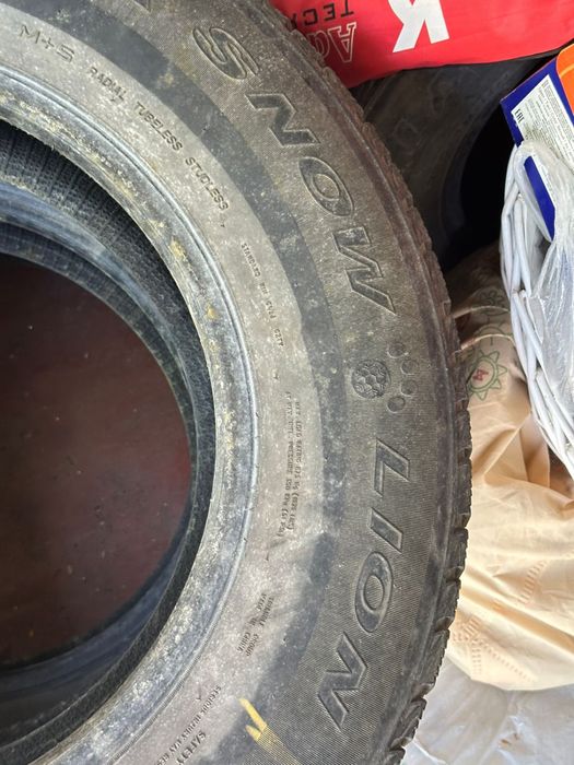 Зимние шины 4 штуки