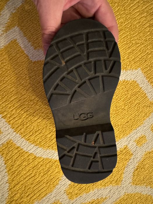 UGG ghete marimea 26