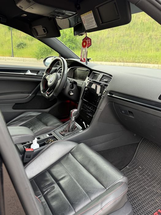 VOLKSWAGEN Golf 2014 — imagine 5
