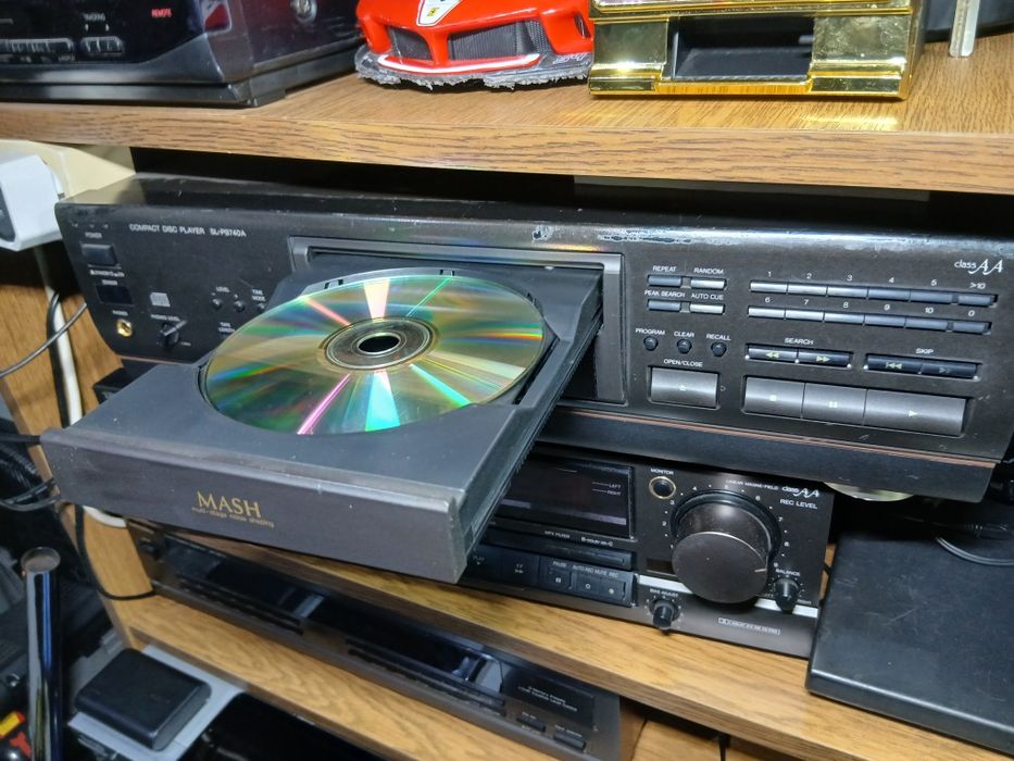 CD Player Technics-SL-PS 740A