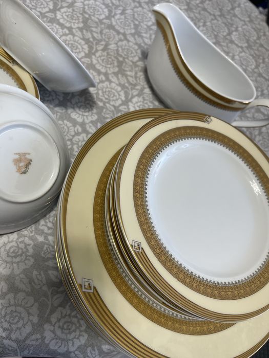 Продам сервиз в хорошем состоянии