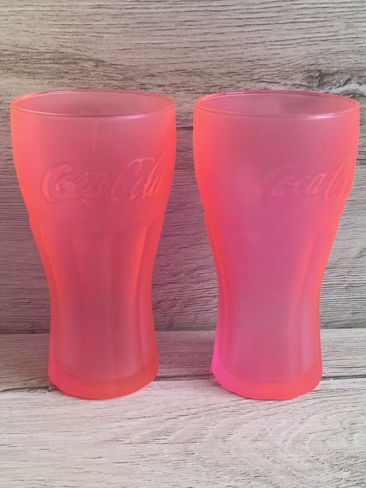 Чаши на Кока Кола