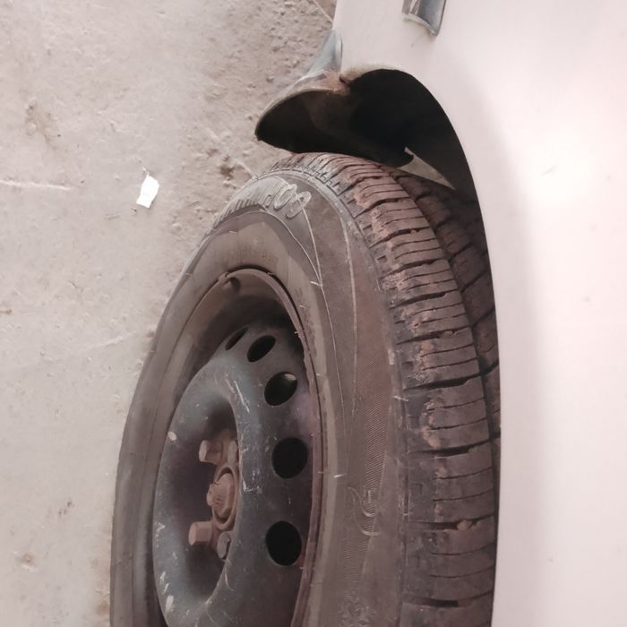 Нексия 1 сотилади 2004 йил зу́р