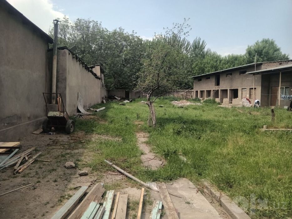 Uy sotiladi дачни зона