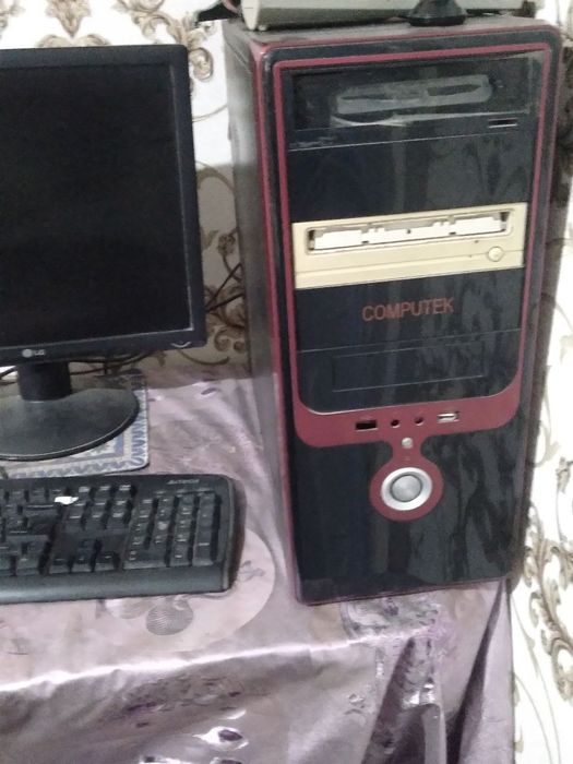 Kompyuter sotiladi holati yaxshi narxini kelishamiz