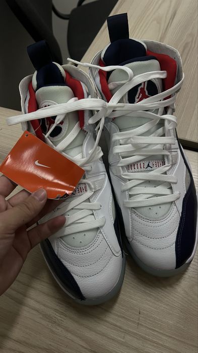 Jordan Jumpman Two Trey