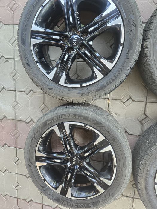 Продам диск на Kia K5
