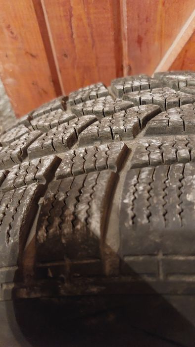 Автомобилни гуми