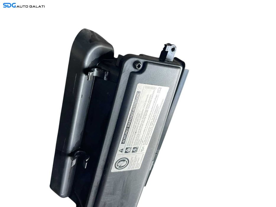 Grila Grilaj Deflector Tub Tubulatura Ghidaj Admisie Aer Volkswagen Passat B8 1.6 2.0 TDI 2015 - Prezent Cod 5Q0129254A 5Q0010851M 5Q0129254B [B4177]