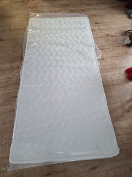 Vand Topper neutilizat 190 x 90 ×10