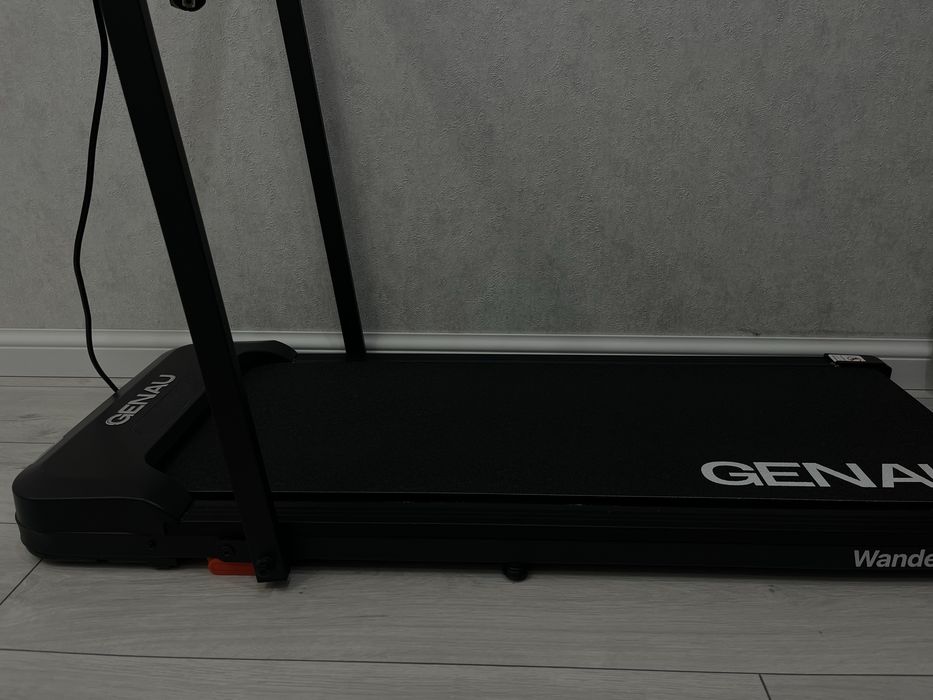 Беговая дорожка GENAU