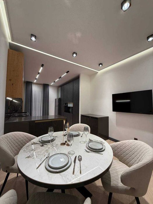 Большая 3 ком в ЖК Parisien, Ор-р Текстильный, Piramit Tower